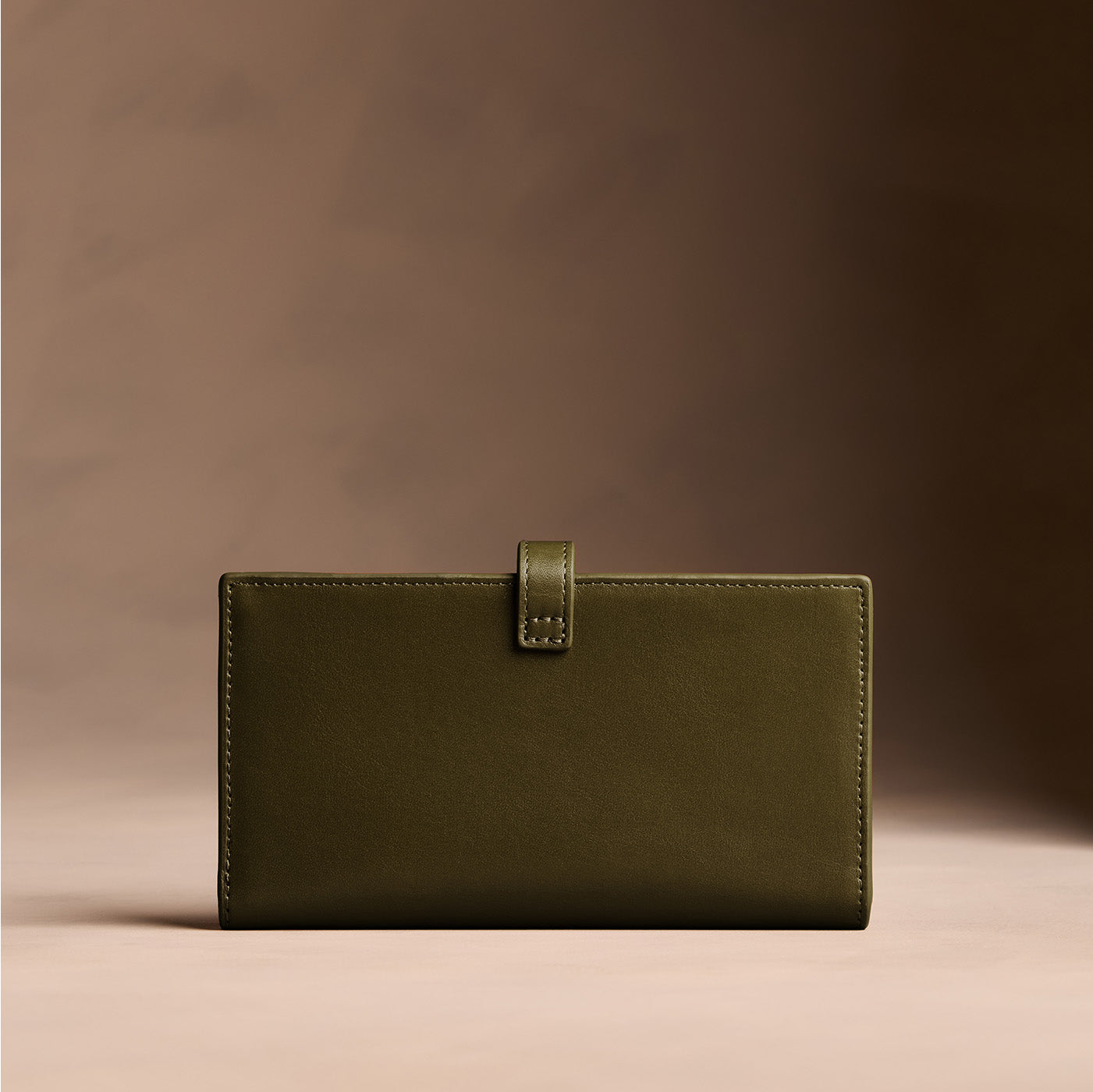 Bay Green*Large | Leather bifold wallet with a strap and bar closure